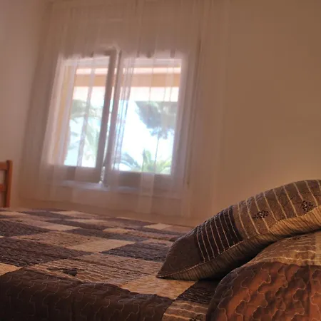 Апартаменти Les Palmeres *