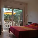 Les Palmeres Apartment