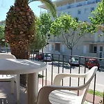 Apartment Les Palmeres *