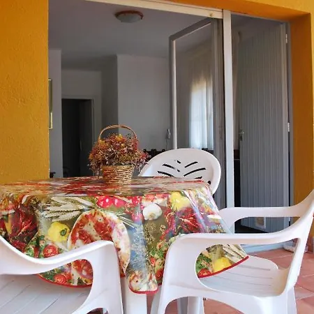 Les Palmeres Apartment