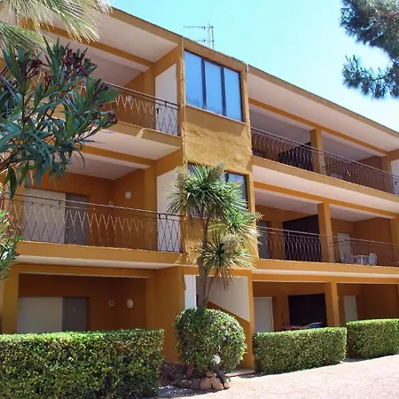 Les Palmeres Apartment *